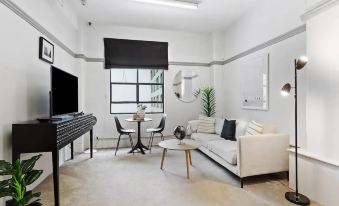 Lovely 1-Bedroom Unit in CBD by Zodiak Stays