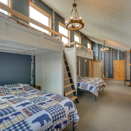 Spacious Old Forge Condo w/ Patio & Fire Pit!