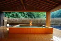 Kinosaki Onsen Nishimuraya Hotel Shogetsutei - avec sources thermales