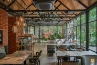 The Grand Riverside Hotel - breakfast