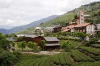 Yunpu Landscape Vacation Village Hotels near Hehuanshan National Forest Recreation Area