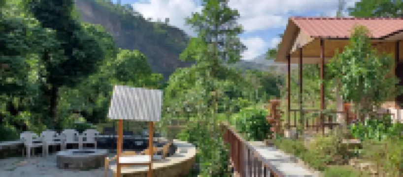 Vedant Valley Resort, Kund-Chopta, by Himalayan Eco Lodges 루드레이프레이에그 호텔