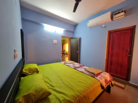 Aditya Home Stay Tirupati Отели рядом со станцией Tirupati