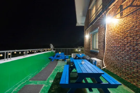 Yangyang Petrichor Pension