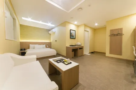 Osan Honors Hotel Отели в г. Осан