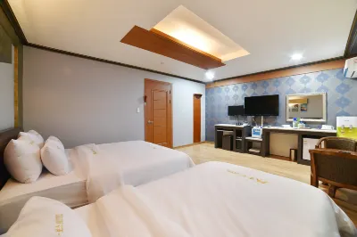 Mokpo Emboss Hotels near Mokpo Gatbawi Rock