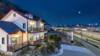 Uljin Blue Ara Pension