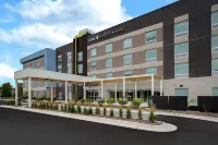 Home2 Suites by Hilton Grand Rapids Airport