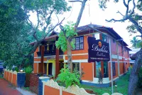 Dahlia Beach Resort