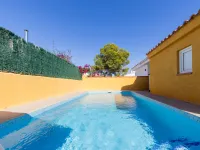Ernestina - Pool