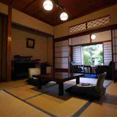 別所温泉 旅館 花屋 Rooms