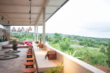 Villa Moo - Mood on & on