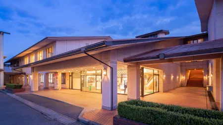 Cocoland Отели в г. Убе