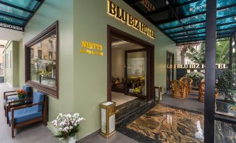 Blubiz Hotel 8