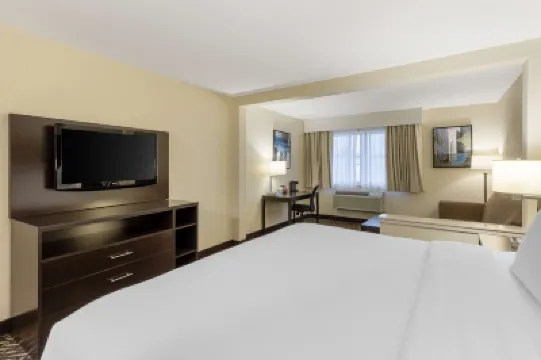 Best Western St. Louis Inn Hotel di 