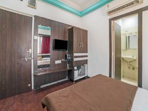 Hotel Malwa Residency