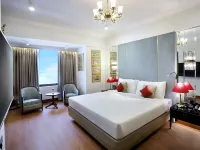 The Ambassador, Marine Drive, Mumbai Hotels near RBI