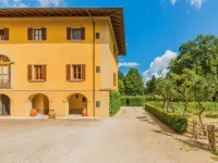 Il Poggio Hotels near Luco di Mugello