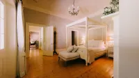 Flowerdale Estate Hotels in Yea