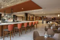 DoubleTree by Hilton San Bernardino - bar