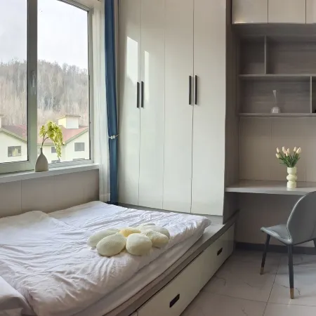 Sanfu Apartment (Qipan Street)