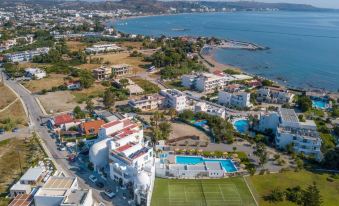 Kouros Home Hotel