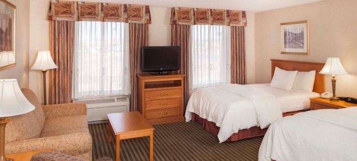 Hampton Inn & Suites Addison Hotels in DuPage County