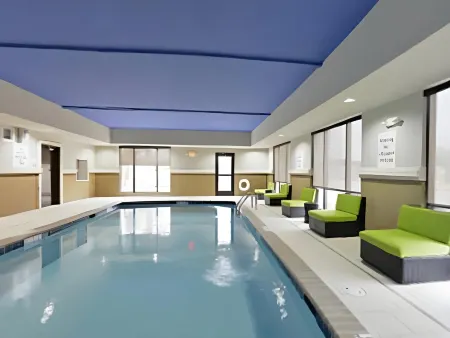 Holiday Inn Express & Suites Forrest City Отели рядом с достопримечательностью «Форрест-Сити Рекреэйшен»