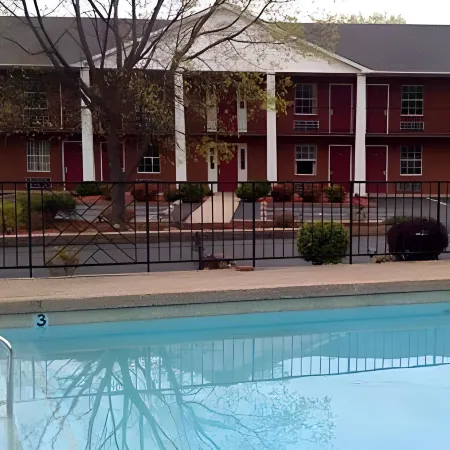 Bourbon Capital Inn