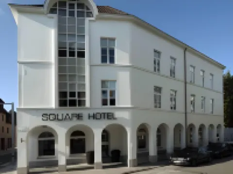 Square Hotel Hotels in 