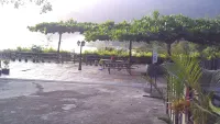 Maracas Bay View Hotels in 