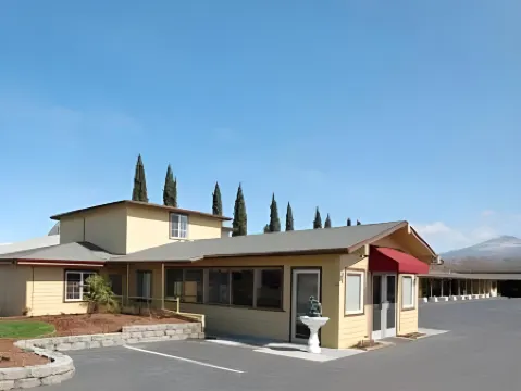 Rodeway Inn Medford South I-5