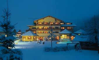 Superior Hotel Alpenhof