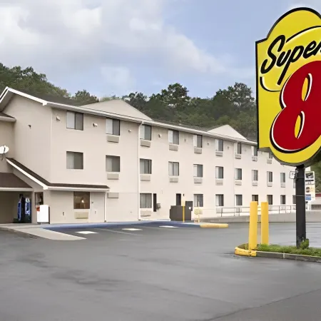 Super 8 by Wyndham la Vale/Cumberland Area Отели в г. Ла Вейл