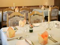 Hotel Restaurant Kromberg Hotels in Remscheid