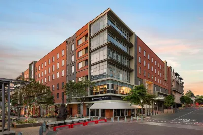 Protea Hotel Fire & Ice! Johannesburg Melrose Arch Hotell i Birnam