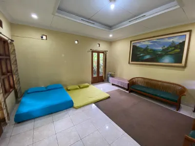 Villa balbey ciater Hotel dekat Curug sadim jl panaruban