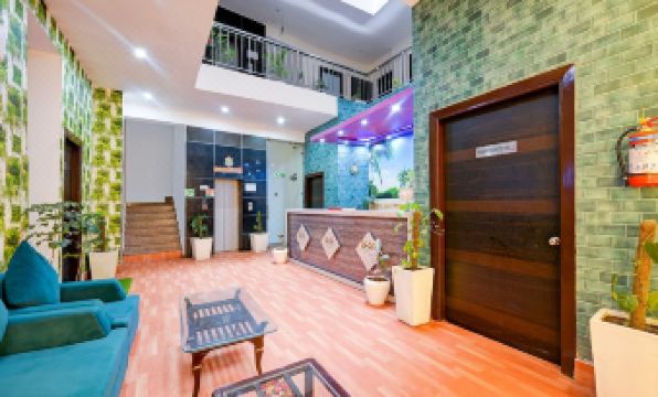 6. 호텔 클래식 파..