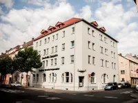 Aparthotel - Stadtvilla Premium Các khách sạn gần Saale-Insel (Costa del Sool ), DIEBACH