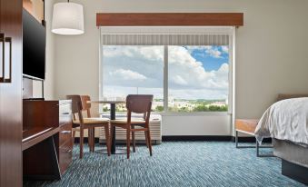 Holiday Inn Express & Suites Orlando - Lake Buena Vista