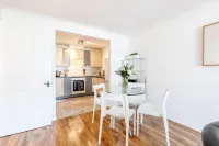 Roomspace Serviced Apartments- Regents Court