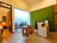 Villa 2 Kamar Panderman Garden C5 Sebelah Jatim Park 2 - Villas