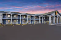 Days Inn by Wyndham Nacogdoches/Sfa University/Downtown Hôtels à : Nacogdoches