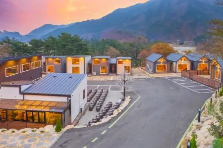 Yangyang Hanstay Pension Отели в г. Янъян