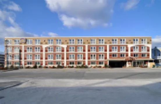 Gold Leaf Hotel of Dewey Hotels in 