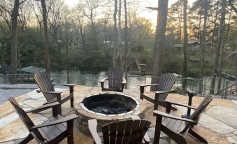 Riverbend Serenity Cabins