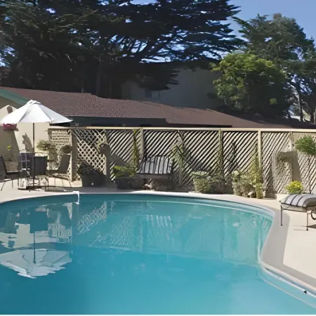 Monterey Peninsula Inn