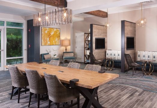 5. 레지던스 인 포..