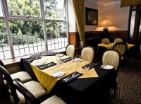 Maes Manor Country Hotel - breakfast