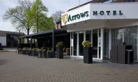 Hotel Arrows Отели в г. Осс